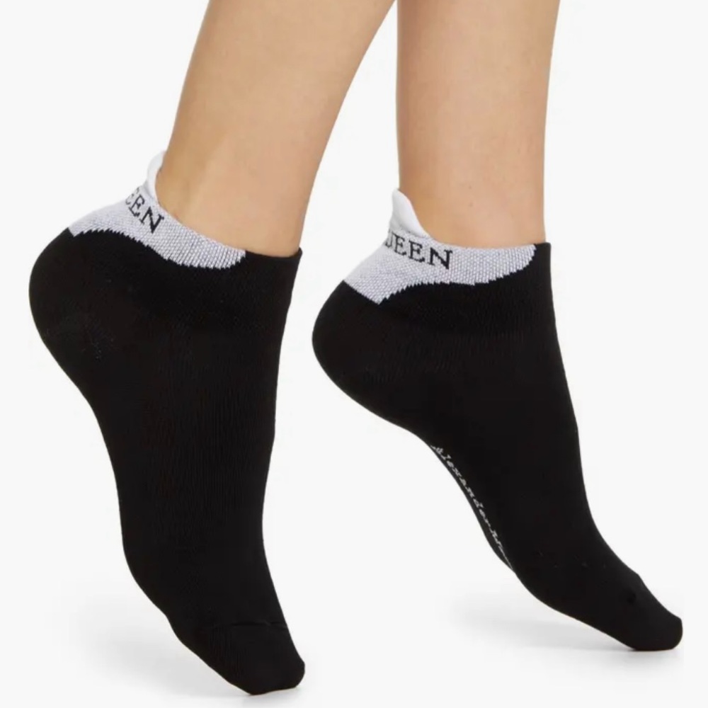 Alexander McQueen Logo Heel Tab Ankle Socks
